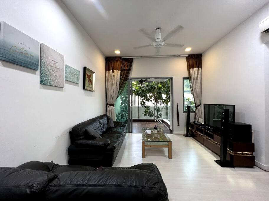 Luxury The Loft Comfort & Convenient Homestay 4 Kota Kinabalu Ngoại thất bức ảnh